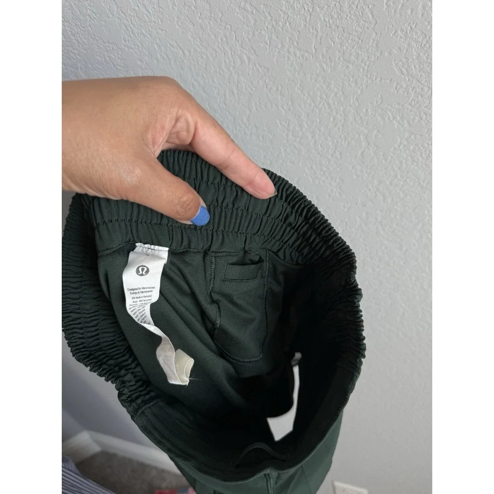 Lululemon Hotty Hot High-Rise Dark Forest Lined Short 4